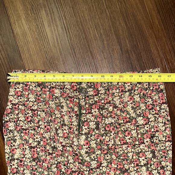Easel Floral Flared Pants NWT - Picture 7 of 9